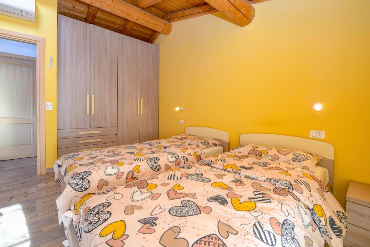 דירות Tremosine Casa Nel Borgo - Il Gufo מראה חיצוני תמונה
