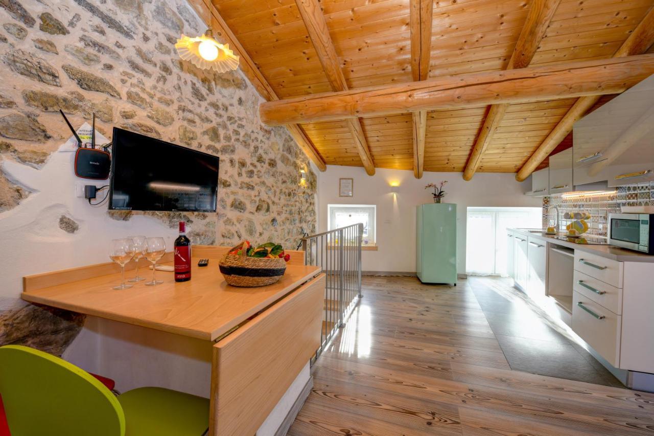 דירות Tremosine Casa Nel Borgo - Il Gufo מראה חיצוני תמונה