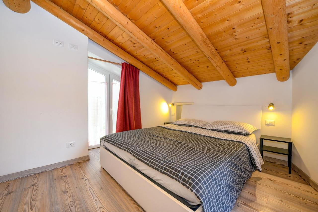 דירות Tremosine Casa Nel Borgo - Il Gufo מראה חיצוני תמונה