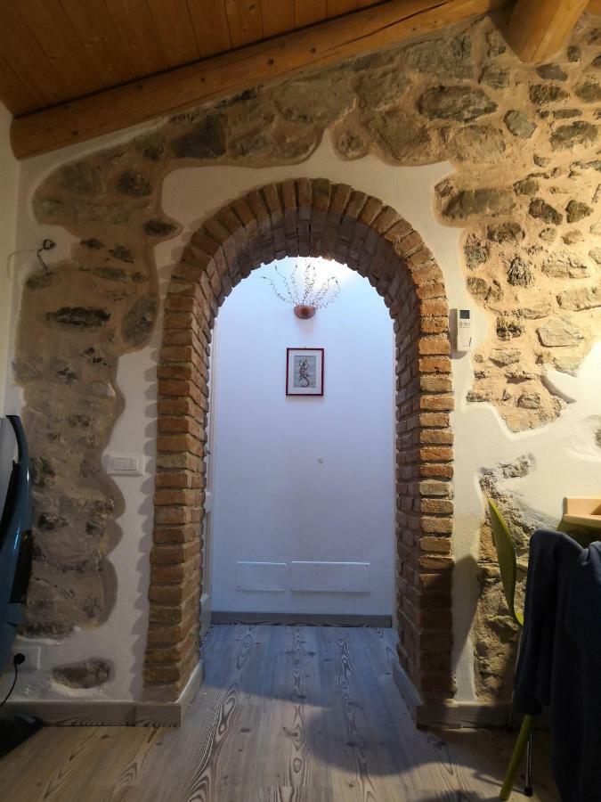 דירות Tremosine Casa Nel Borgo - Il Gufo מראה חיצוני תמונה